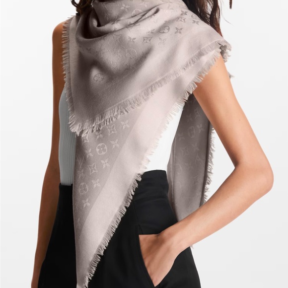 Original Louis Vuitton Shawl Greige - Picture 3 of 10